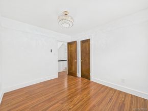 194-34 115th Road, Saint Albans NY 11412