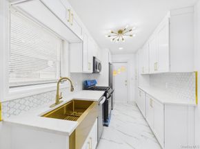 194-34 115th Road, Saint Albans NY 11412