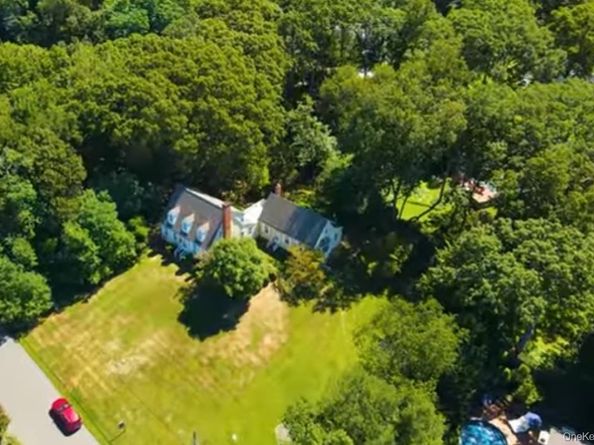 24 Hawkins Road, Stony Brook NY 11790