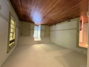 24 Hawkins Road, Stony Brook NY 11790
