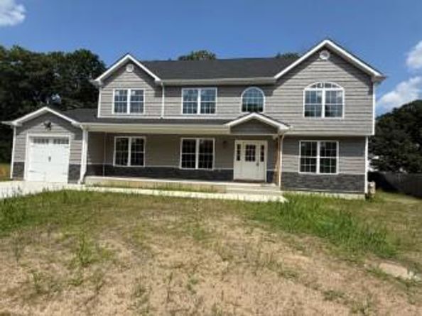 153 Calebs Path, Brentwood NY 11717