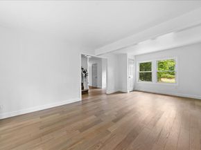 404 Oxhead Road, Stony Brook NY 11790