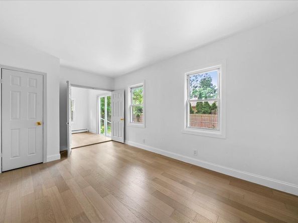 404 Oxhead Road, Stony Brook NY 11790