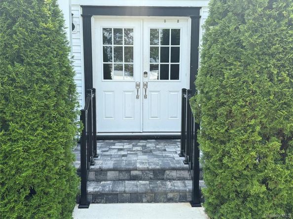 260 Waverly Avenue 58, Patchogue NY 11772