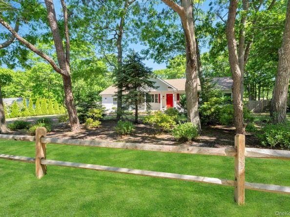 46 Sherwood Road, Hampton Bays NY 11946
