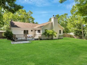46 Sherwood Road, Hampton Bays NY 11946