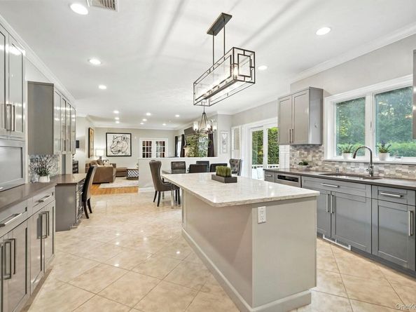 39 Admiral Wordens Lane, Briarcliff Manor NY 10510