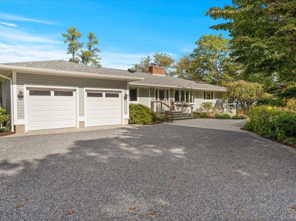 1 Dolphin Way, Riverhead NY 11901