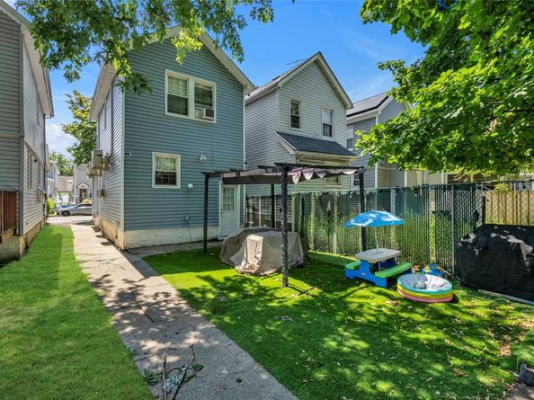13917 Glassboro Avenue, Jamaica NY 11435