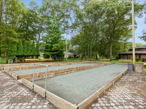 166 Ventry Court B, Ridge NY 11961