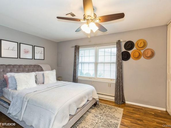 166 Ventry Court B, Ridge NY 11961