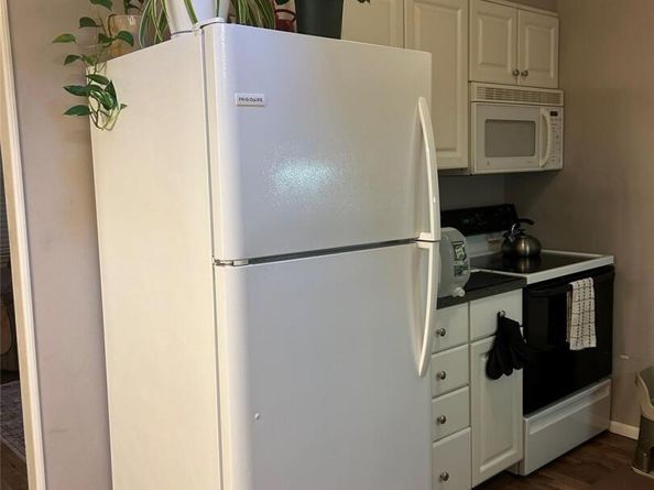 166 Ventry Court B, Ridge NY 11961