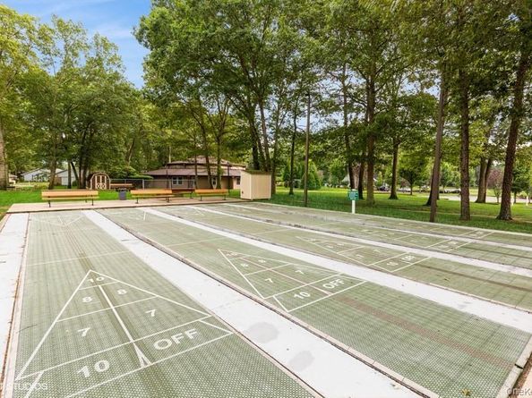 166 Ventry Court B, Ridge NY 11961