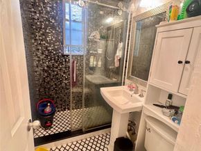 98-15 34th Ave, Corona NY 11368