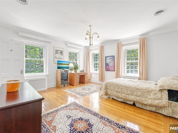 277 Walnut Street, Englewood NJ 07631
