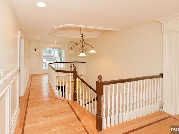 2186 Jones Road, Fort Lee NJ 07024
