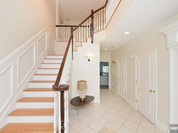 2186 Jones Road, Fort Lee NJ 07024