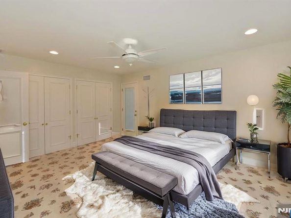 2186 Jones Road, Fort Lee NJ 07024