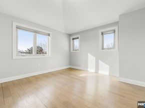 805 Fairview Lane, Fort Lee NJ 07024