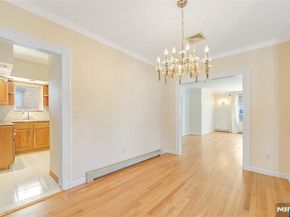 1098 Edgewood Lane, Fort Lee NJ 07024
