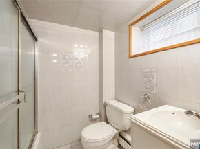 1098 Edgewood Lane, Fort Lee NJ 07024