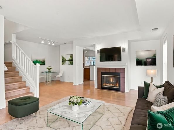 5601 N Grove Drive, Mukilteo WA 98275