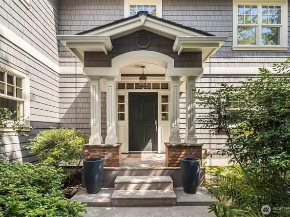 2018 Broadmoor Drive E, Seattle WA 98112