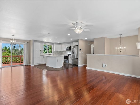 1665 Monroe Court SE, Renton WA 98058