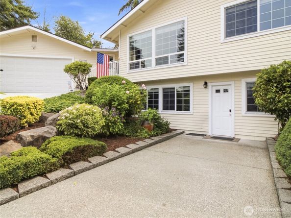 2012 Lincoln Circle Circle SE, Renton WA 98055