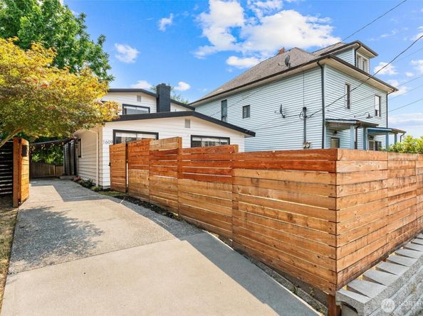 1609 E Alder Street, Seattle WA 98122