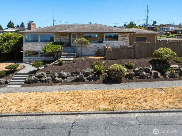 9304 23rd Avenue NW, Seattle WA 98117