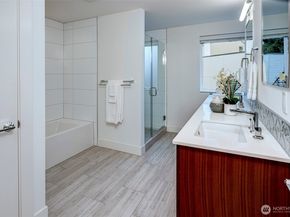 4274 NE 50th Street, Seattle WA 98105