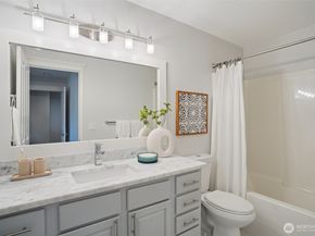 35215 SE Aspen Lane 1303, Snoqualmie WA 98065
