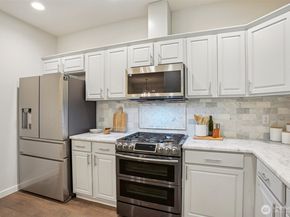35215 SE Aspen Lane 1303, Snoqualmie WA 98065