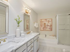 35215 SE Aspen Lane 1303, Snoqualmie WA 98065