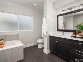 8530 54th Avenue NE, Seattle WA 98115