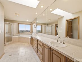 1104 V Street NW, Auburn WA 98001