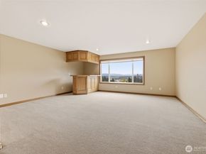 1104 V Street NW, Auburn WA 98001