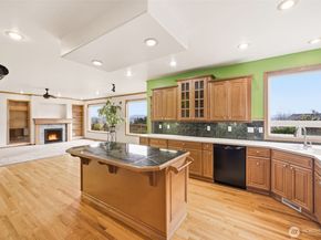 1104 V Street NW, Auburn WA 98001
