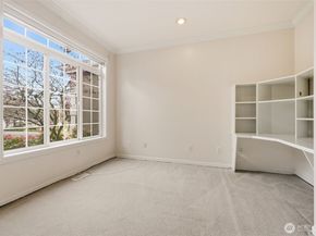 1104 V Street NW, Auburn WA 98001