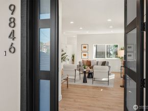 9846 62nd Avenue S 1, Seattle WA 98118