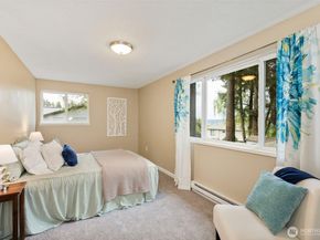 4460 Fir Drive NE, Bremerton WA 98310