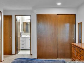1119 S 249th Place, Des Moines WA 98198