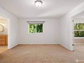 5662 Hicks Ave NE, Bremerton WA 98311