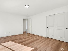 19611 140th Avenue SE, Renton WA 98058