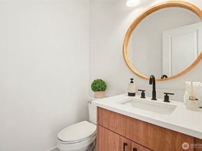 19611 140th Avenue SE, Renton WA 98058