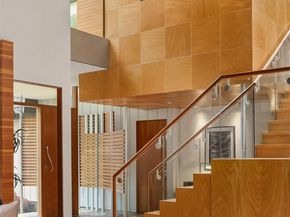 10020 NE 27th Street, Bellevue WA 98004