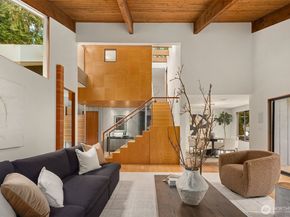 10020 NE 27th Street, Bellevue WA 98004