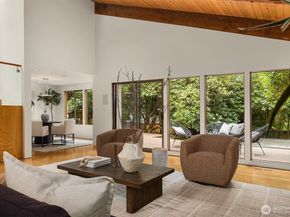 10020 NE 27th Street, Bellevue WA 98004