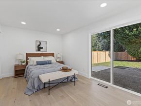 10210 163rd Avenue NE, Redmond WA 98052